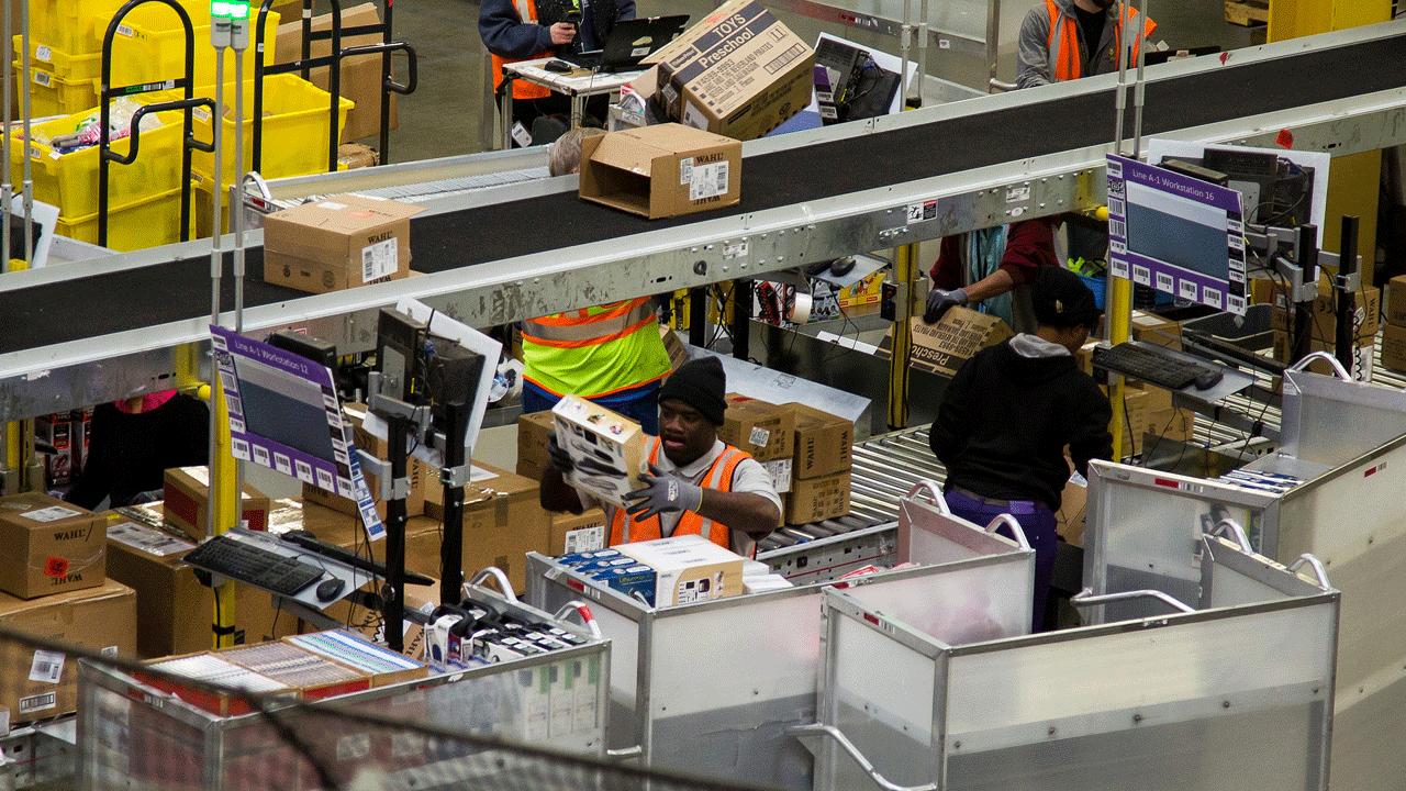 Fujitsu partners with DHL to target wearable technology, IoT