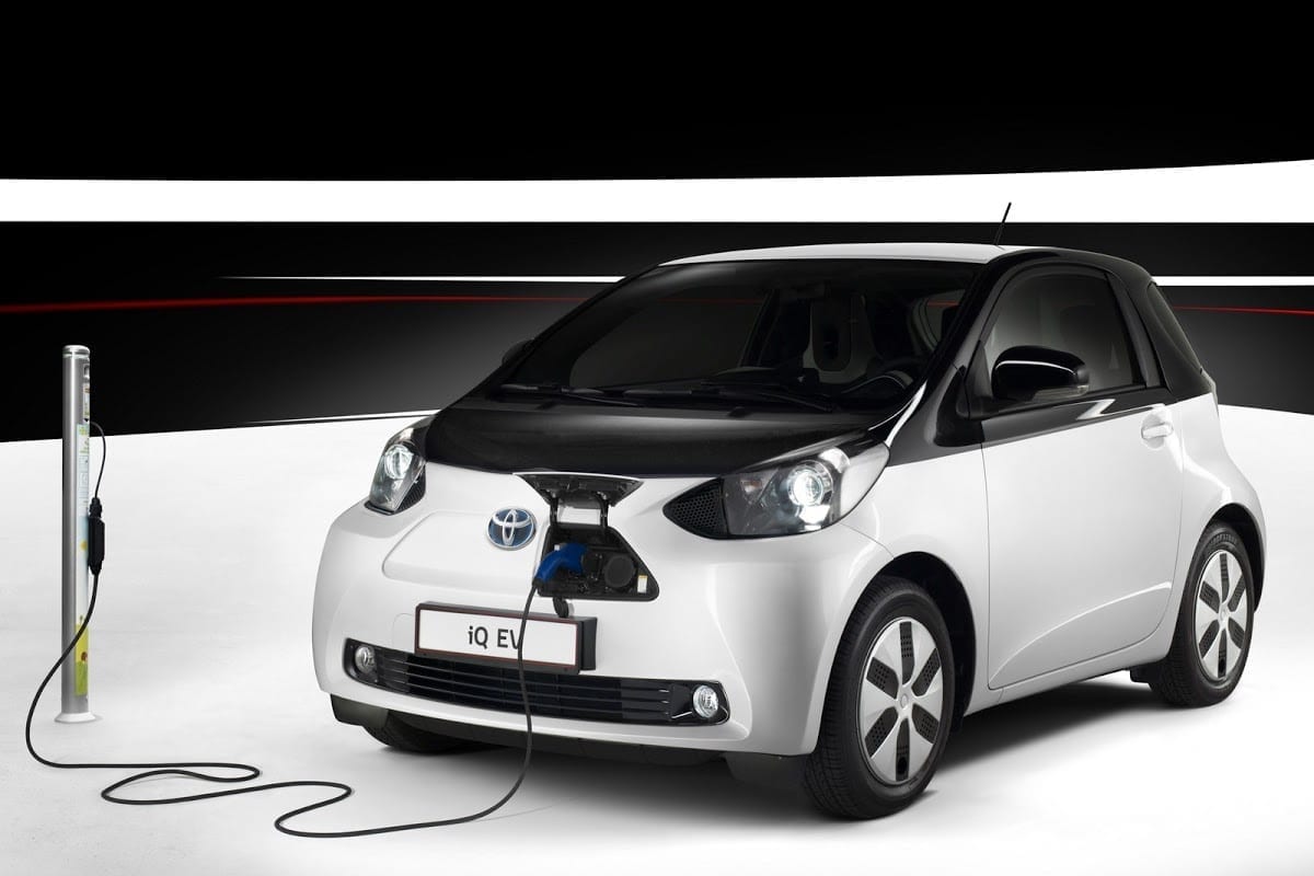 Toyota chief shifts gear, to boost electric vehicle division