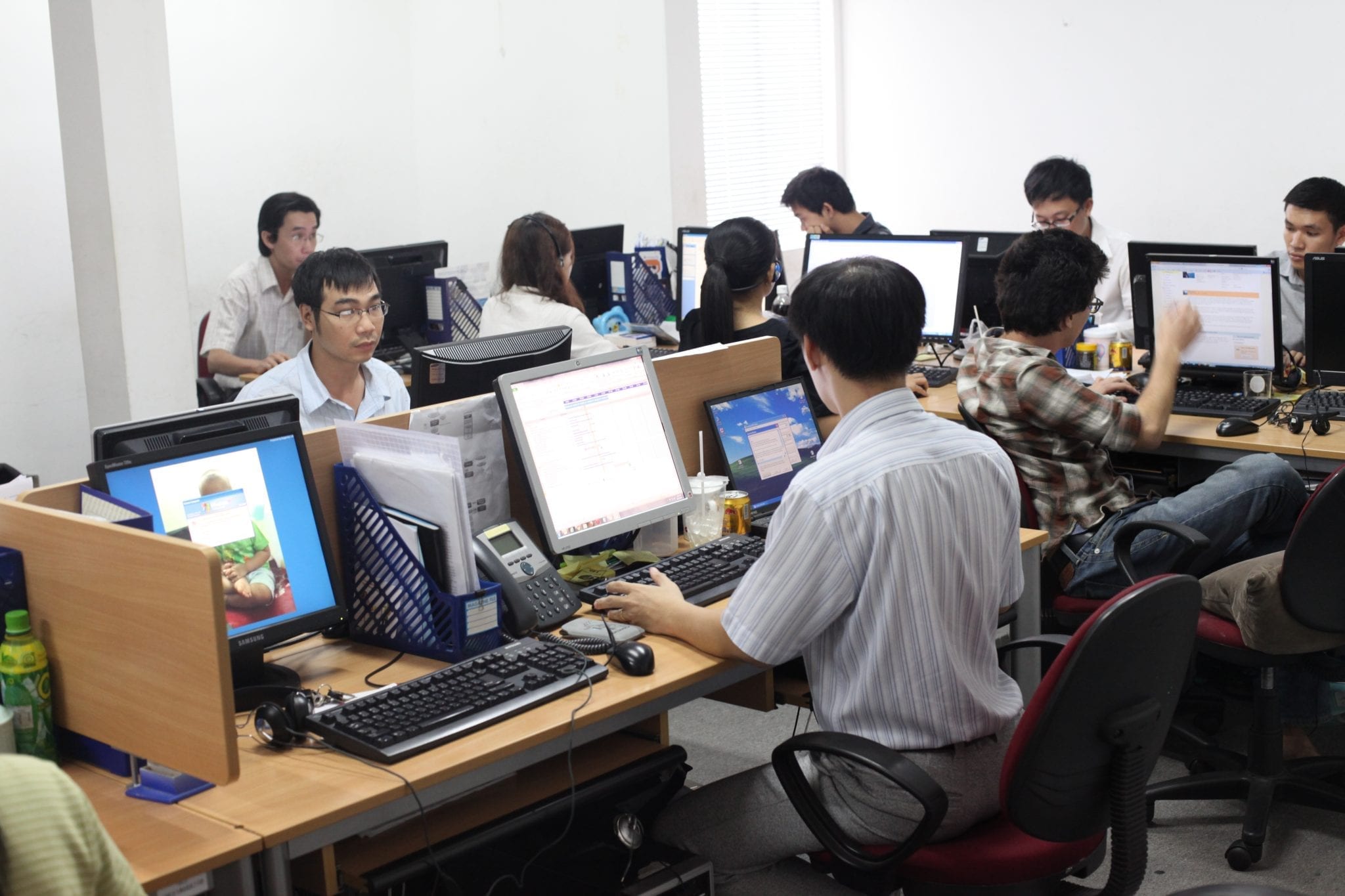 Vietnam’s high demand for IT professionals shoots up salaries