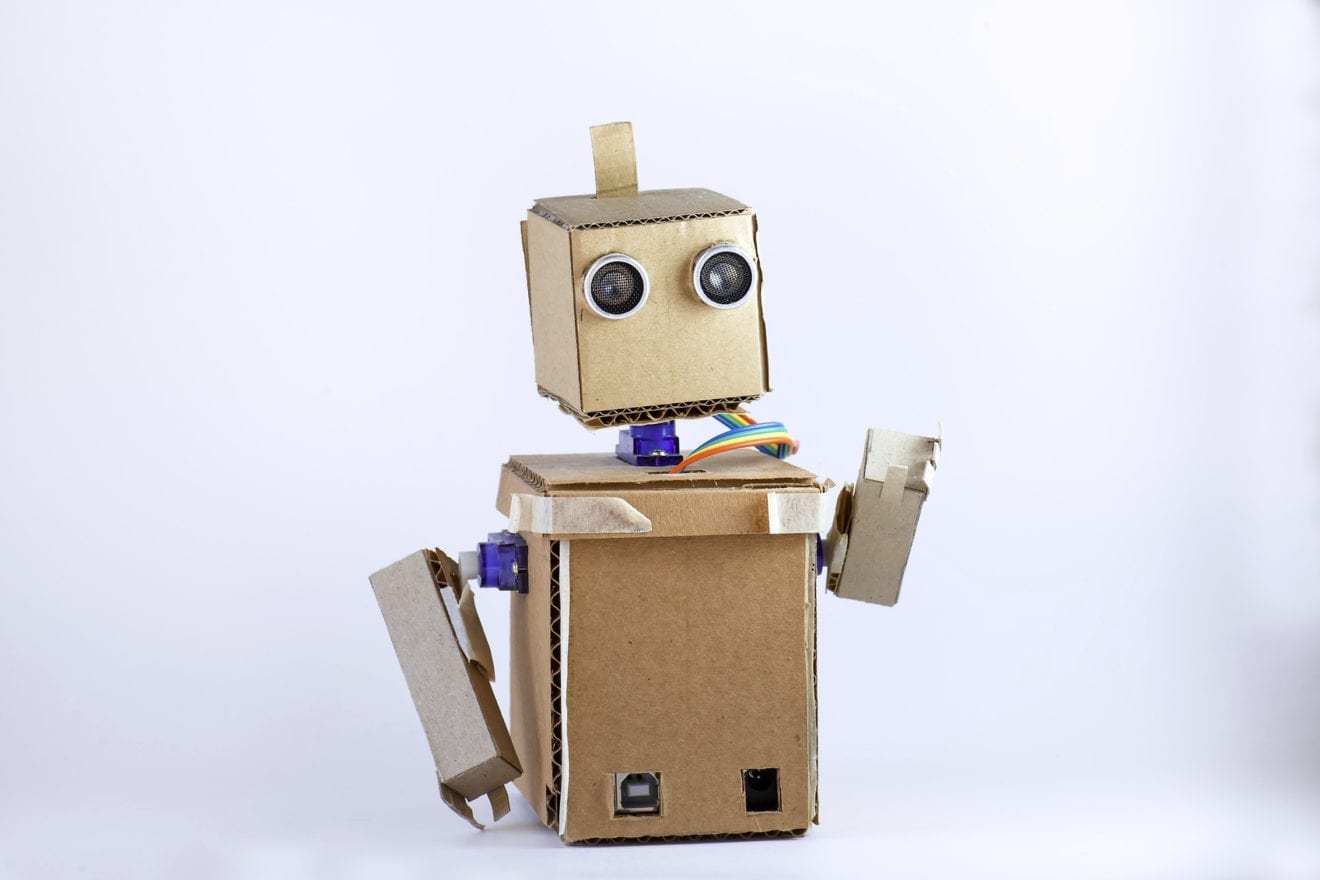 Robots replace staff in South Korean chain Genesis BBQ