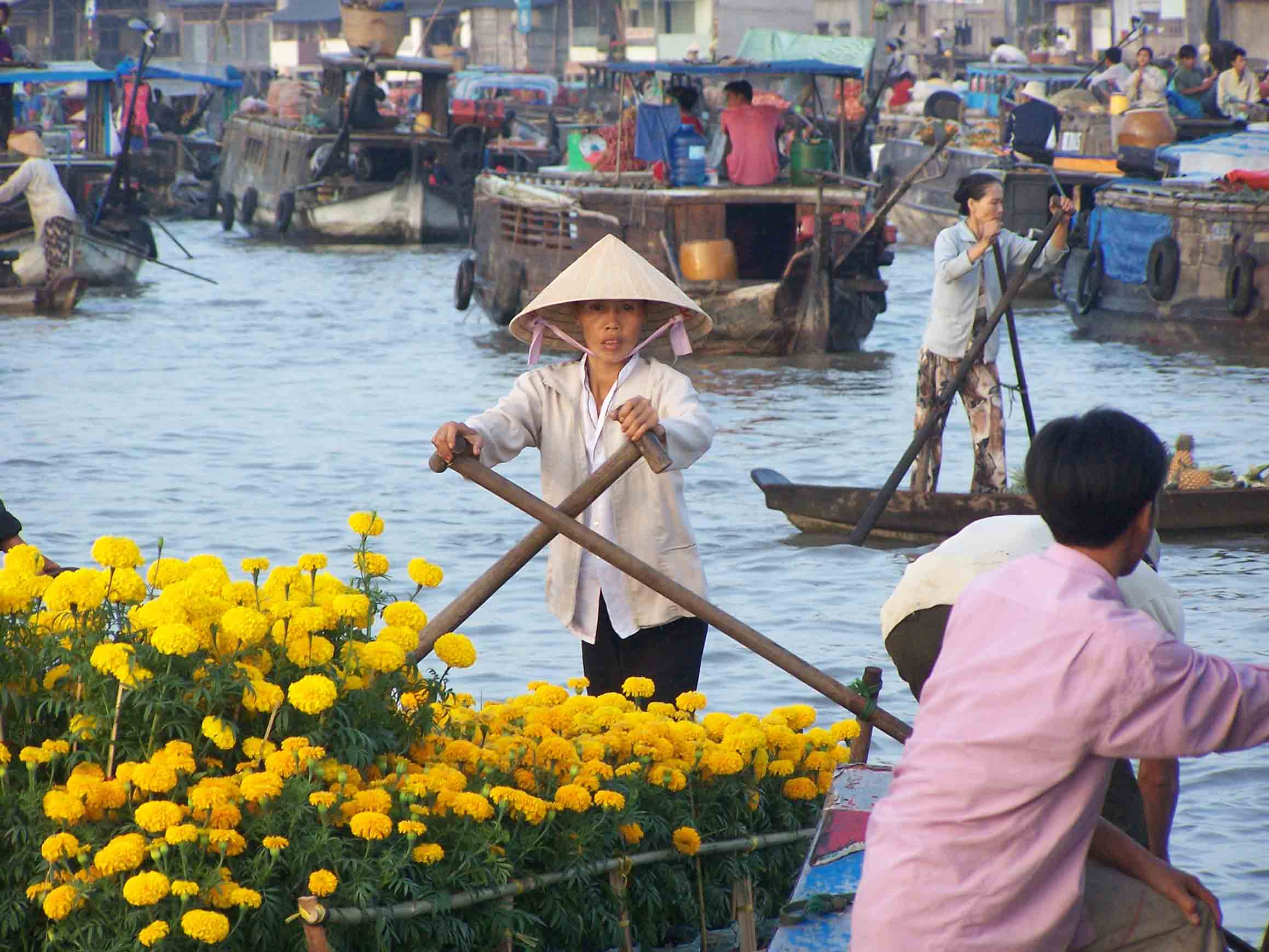 Vietnam’s culture, tourist sites introduced at Brussels Holiday Fair
