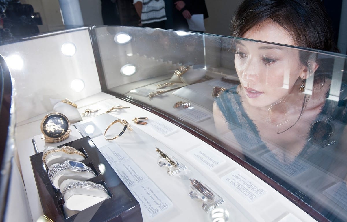 Longines opens a new flagship store