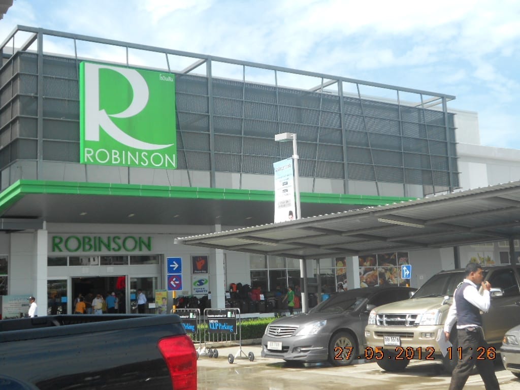 ​​Robinsons Store launches first​ ​Go Lokal! store in Robinsons Place Manila