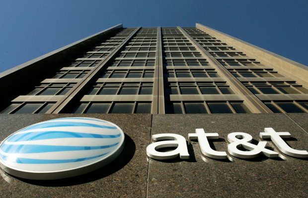 Google Messages will become the default messaging app for AT&T Android users