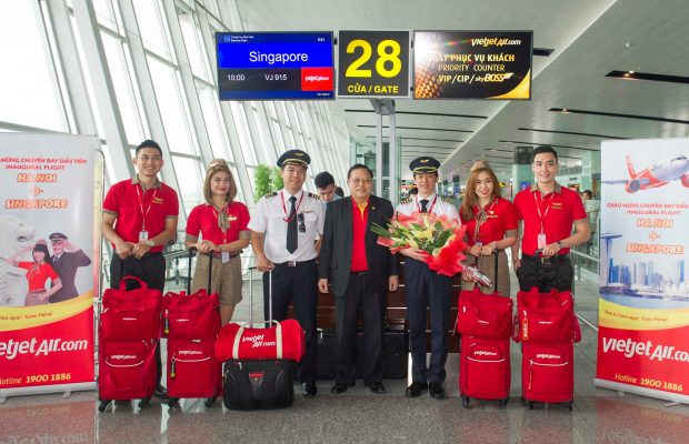 Vietjet launches new routes in service extension program