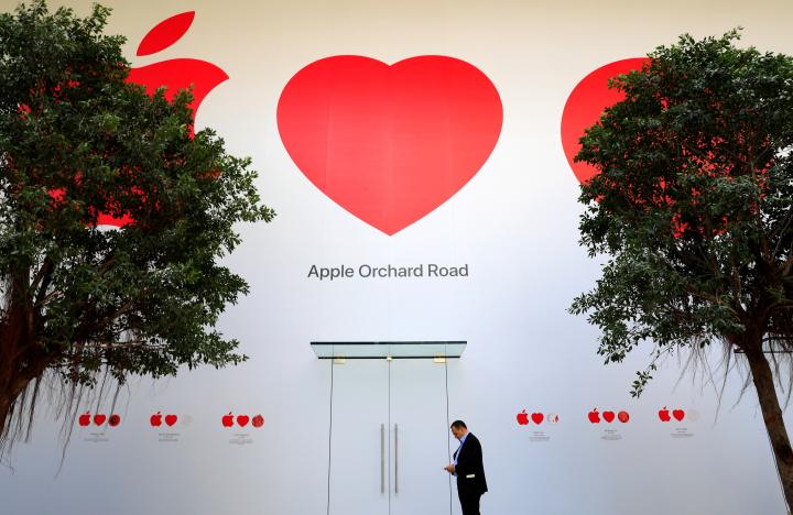 Apple Orchard Road