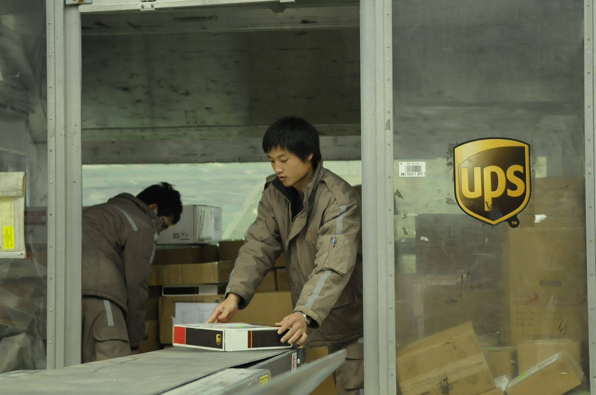 UPS and SF Holding To Establish a Joint Venture