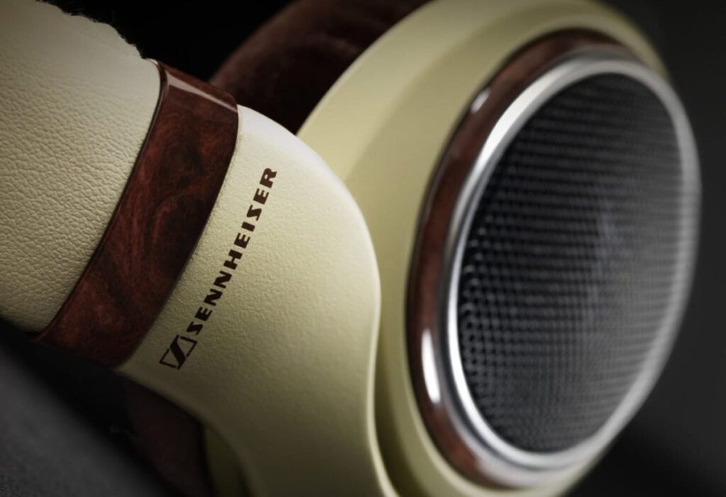 Sennheiser Hong Kong store opens at The Peninsula Arcade