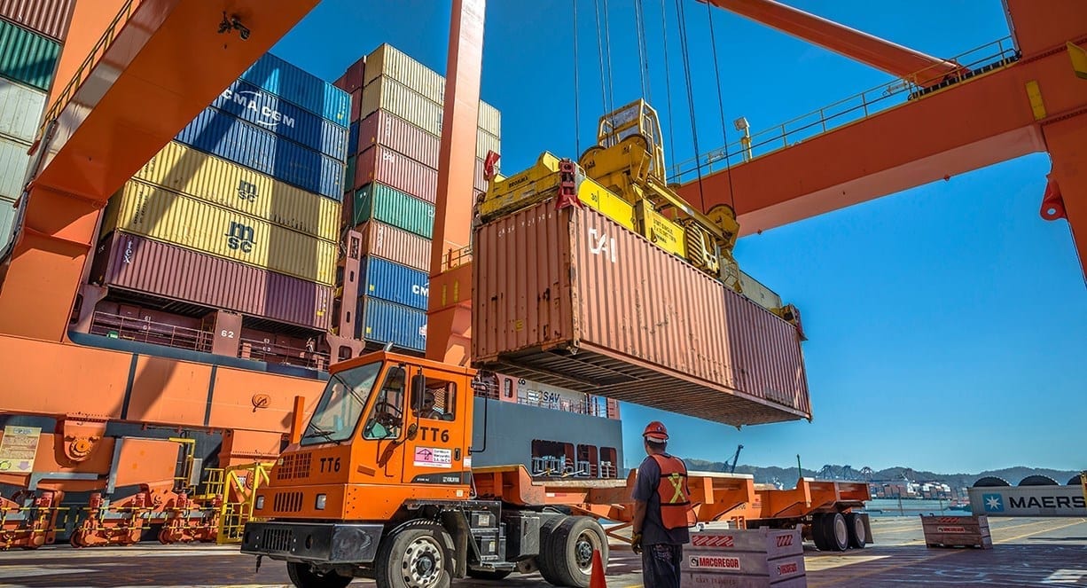 Kalmar to deliver fleet of container handling machines to DP World Australia