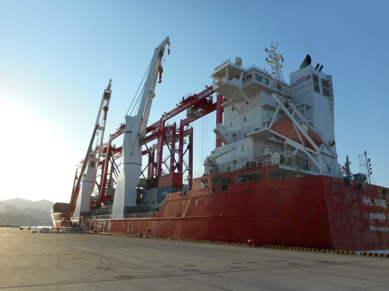 Hansa Heavy Lift delivers six RTG cranes from Japan to Turkey