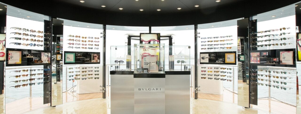 sunglass hut