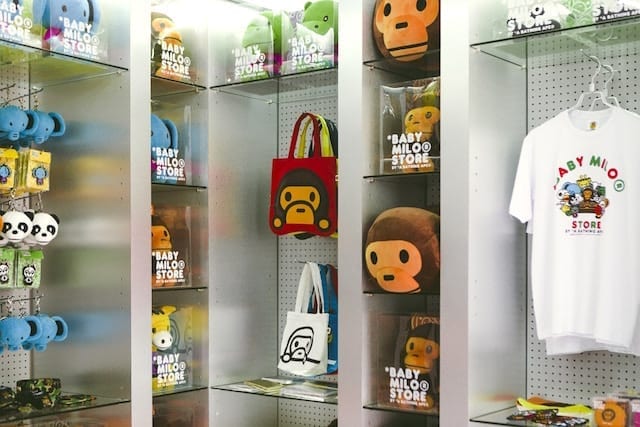 Baby Milo try luck with popup store