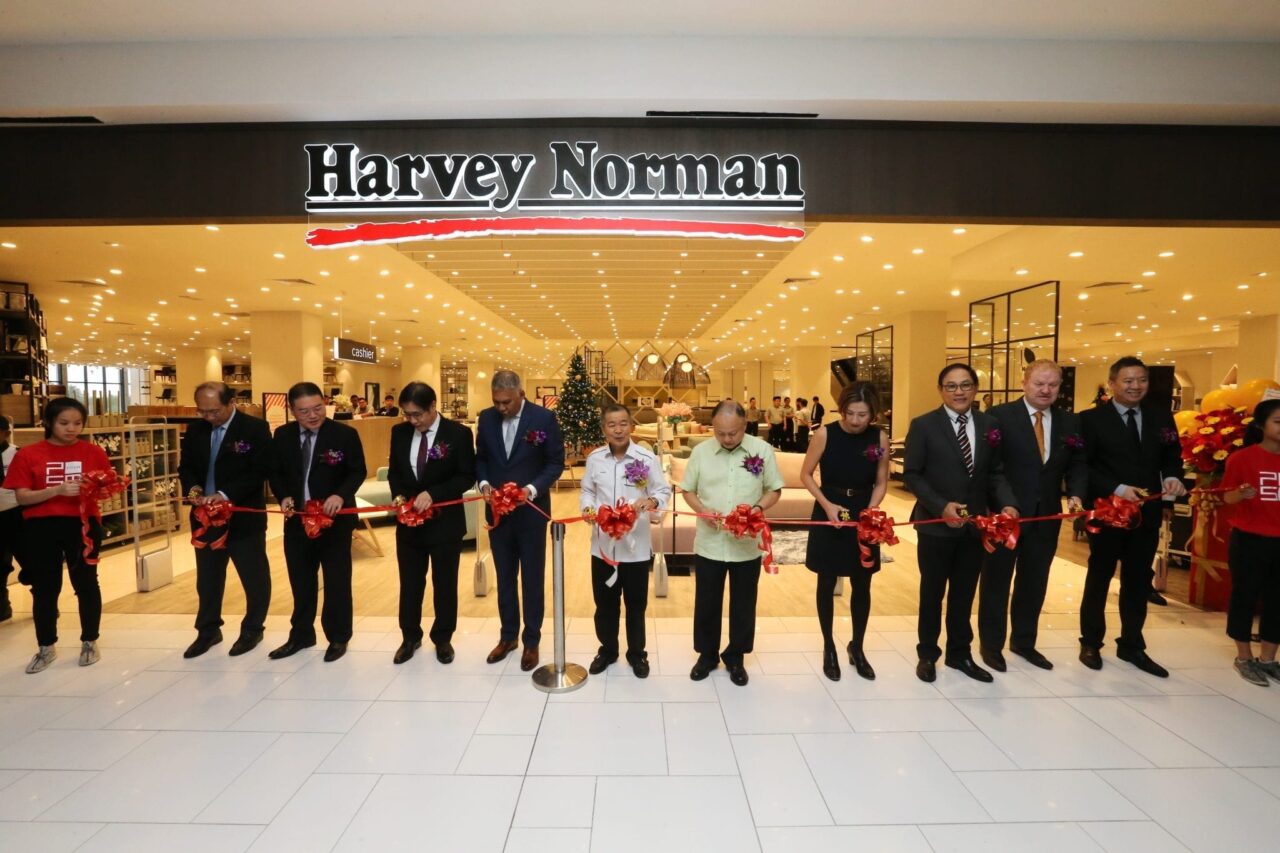 Harvey norman kuching 1