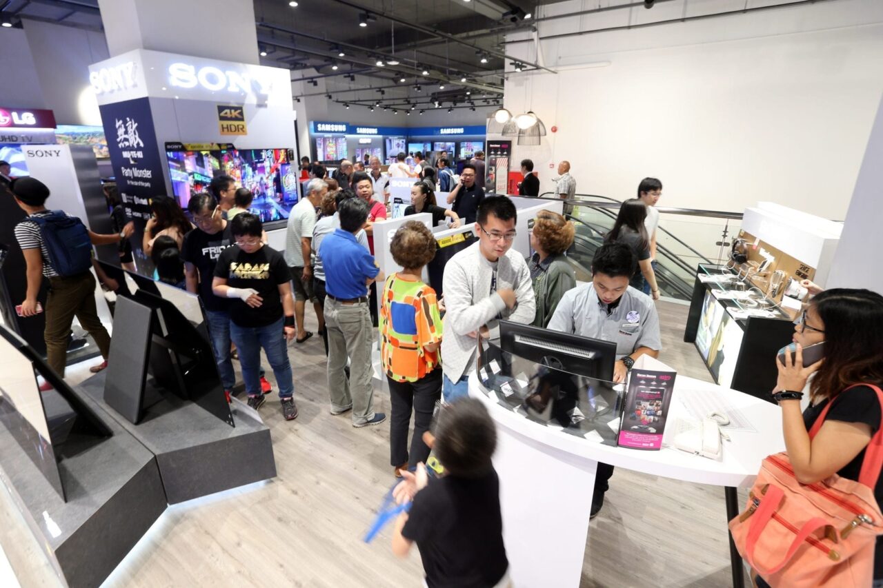 Harvey norman kuching 2