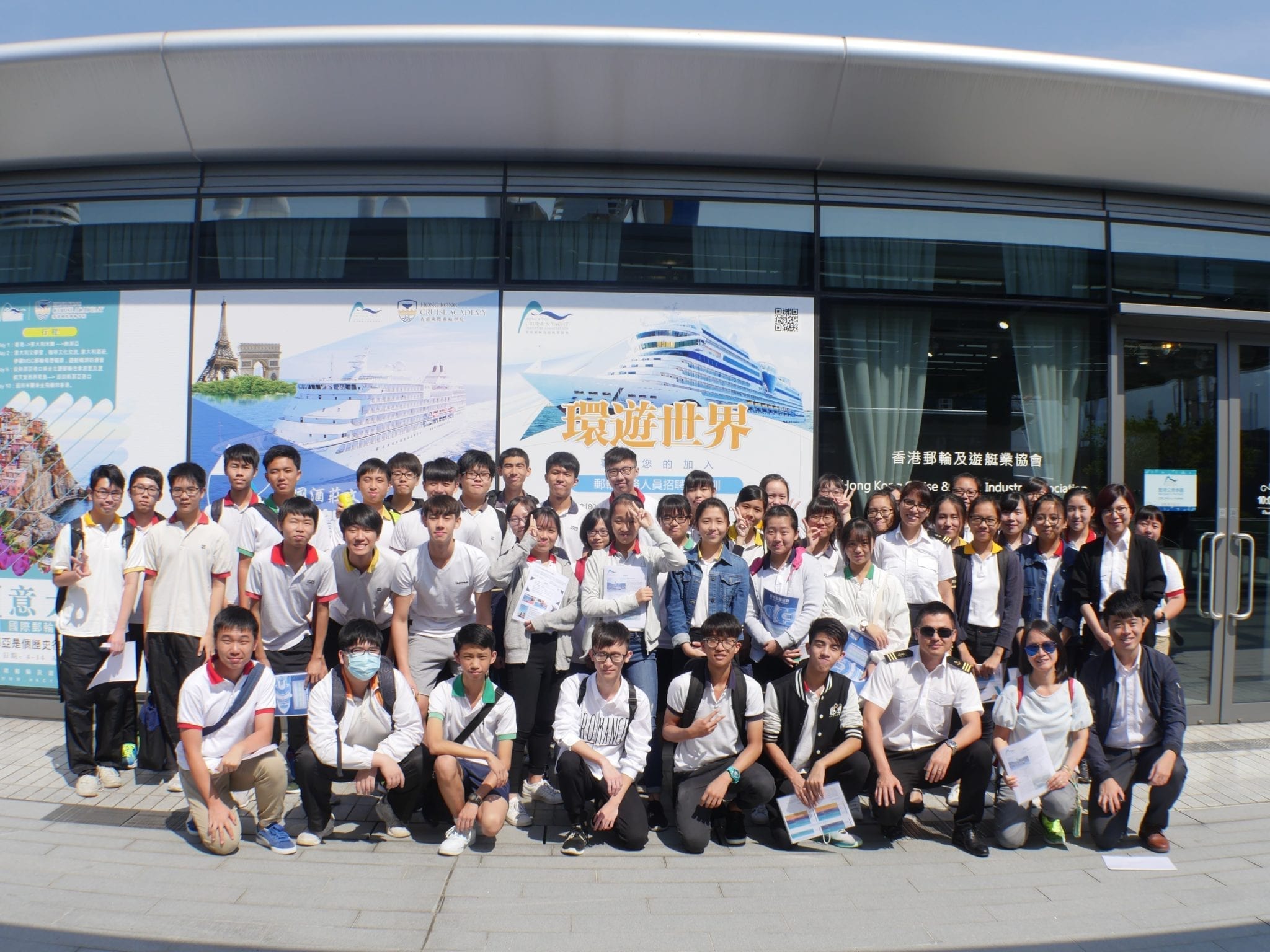 Vietnam’s Top Students Pursue High-Value Scholarships at International University, Skipping Study Abroad