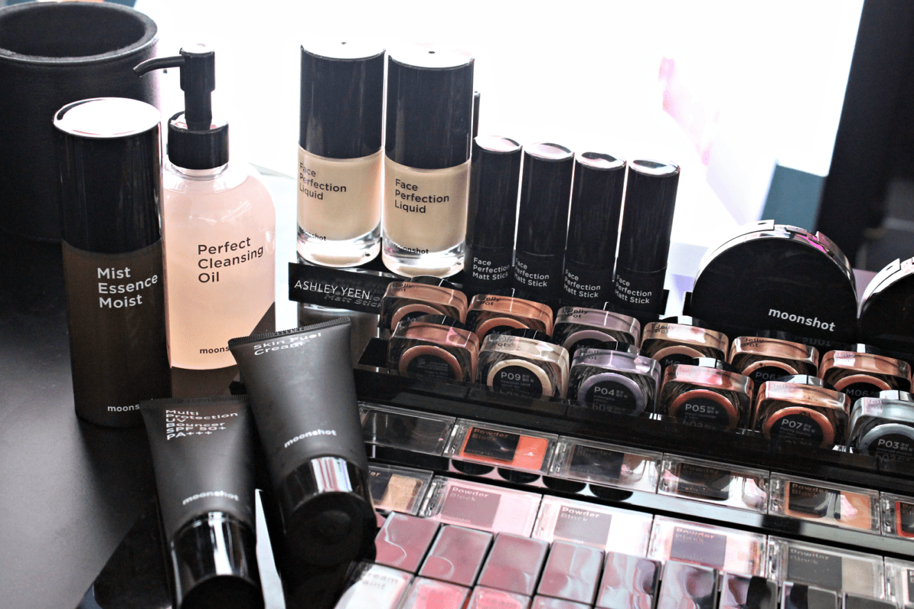 Moonshot cosmetics opened store at T Galleria
