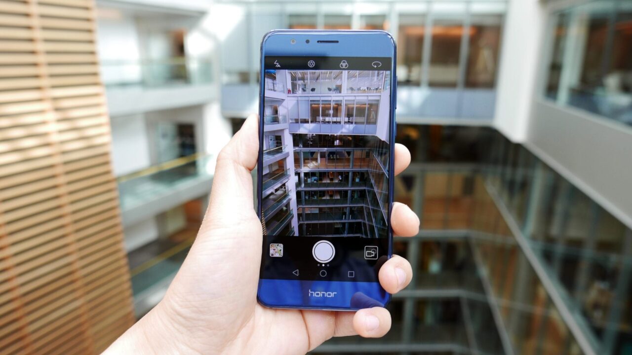 Huawei might rebrand Honor 8 Pro and launch it in China
