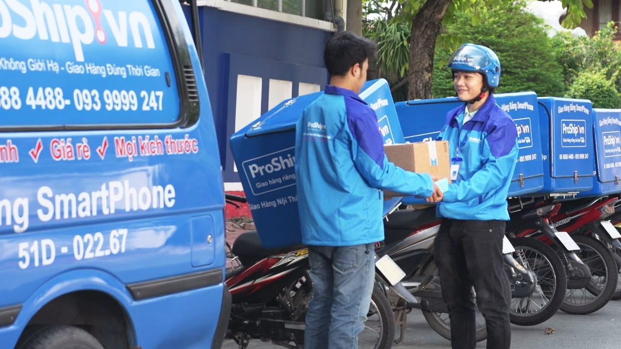 Vietnam enjoys bright prospects for e-logistics development