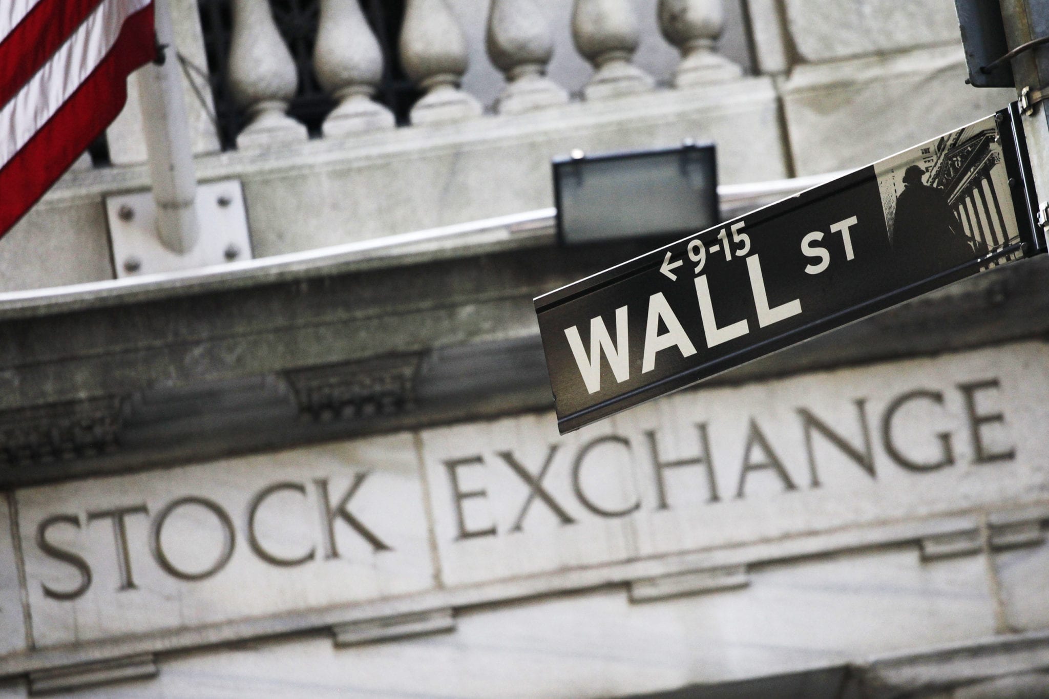 China, Hong Kong stocks fall tracking Wall Street