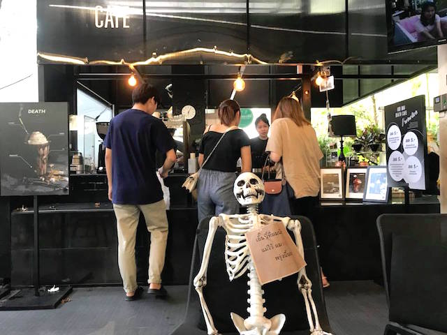 Kid-Mai Cafe Wants Visitors to See Death Closer
