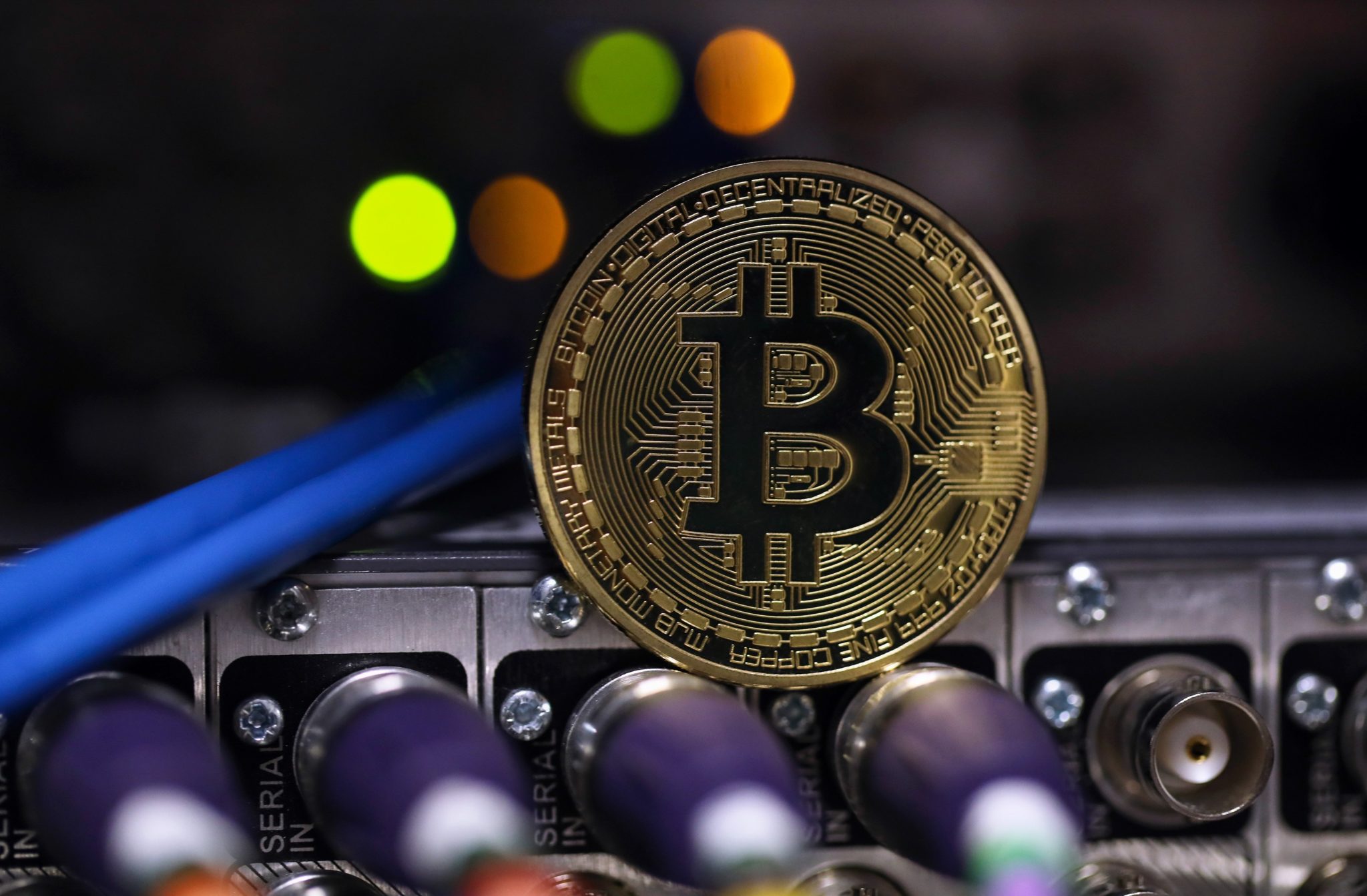 Vietnamese government fines illegal Bitcoin trading site