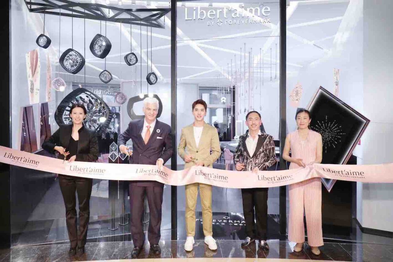 Forevermark Shanghai Ribbon Cutting