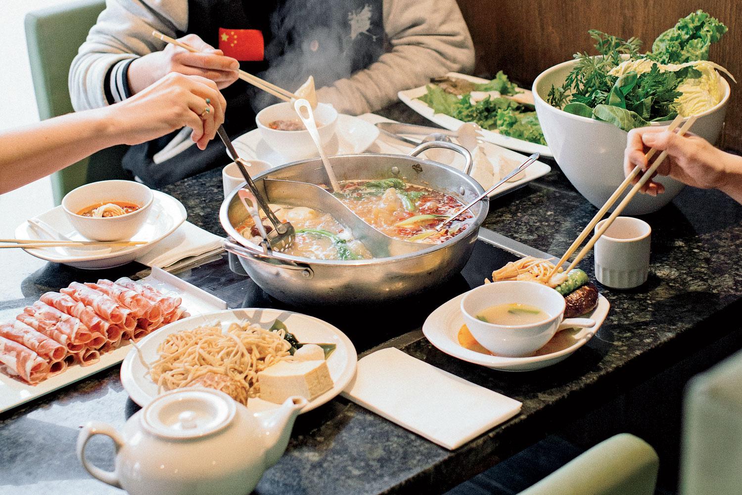 BBQ, hotpot dining blooms in Vietnam
