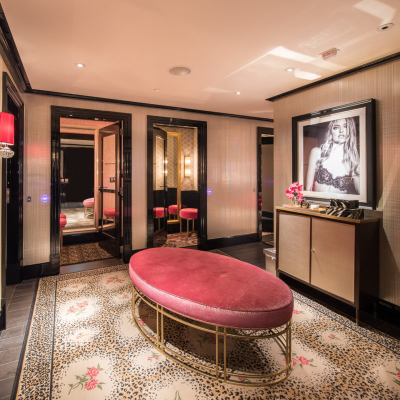 Victoria’s Secret HK first flagship store is now open