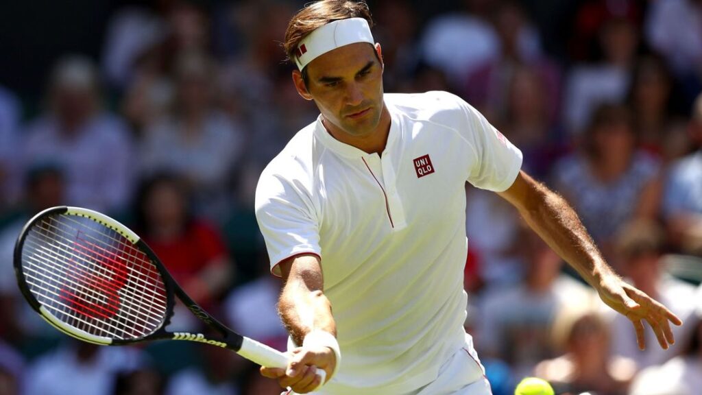 Federer moves to Uniqlo after leaving Nike