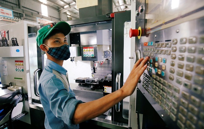 vietnam factory labor