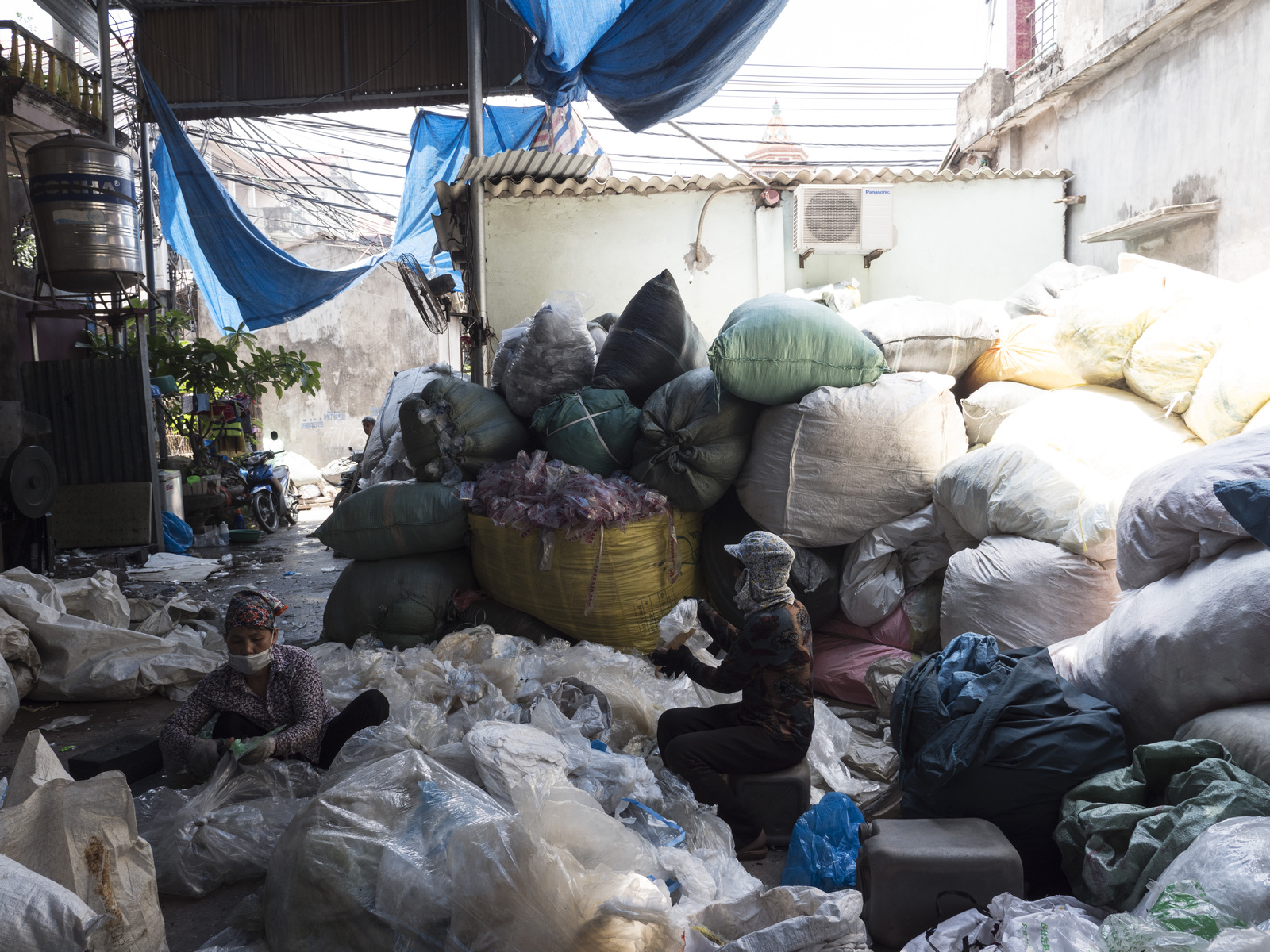 Thai buyer to snap up another Vietnamese plastics firm