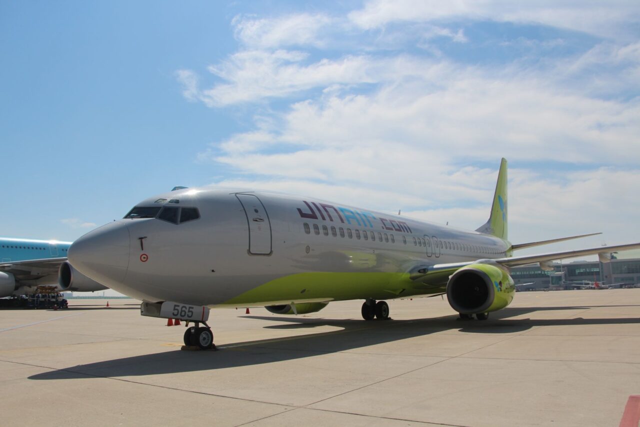Jin Air’s second-quarter profit falls 88 percent