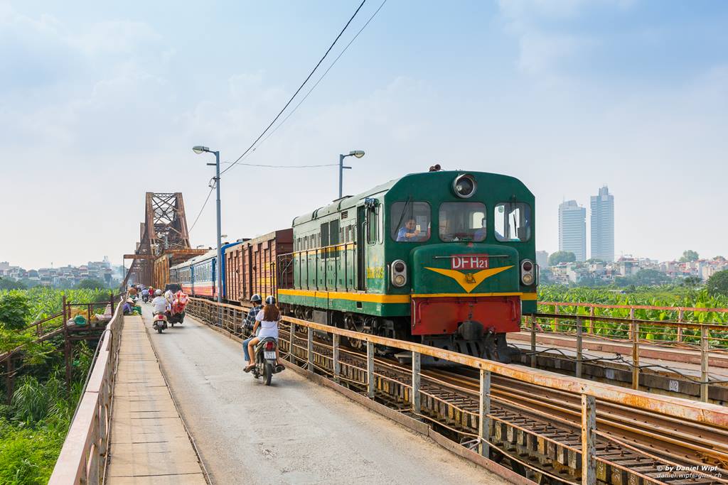 vietnam railway