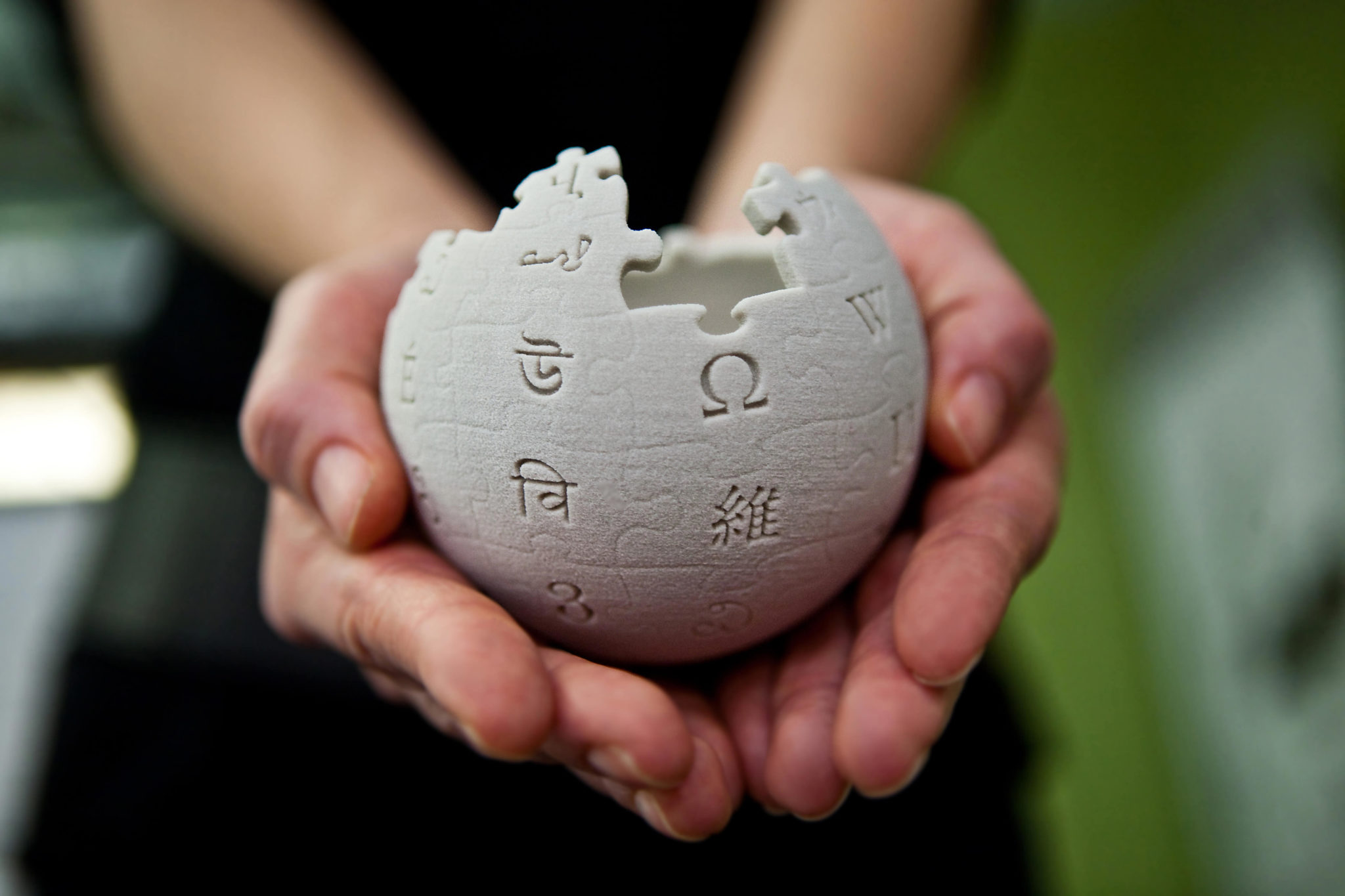 Wikipedia launched clothing line with LA label