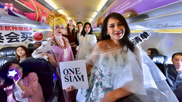 03.OneSiam X Air Asia