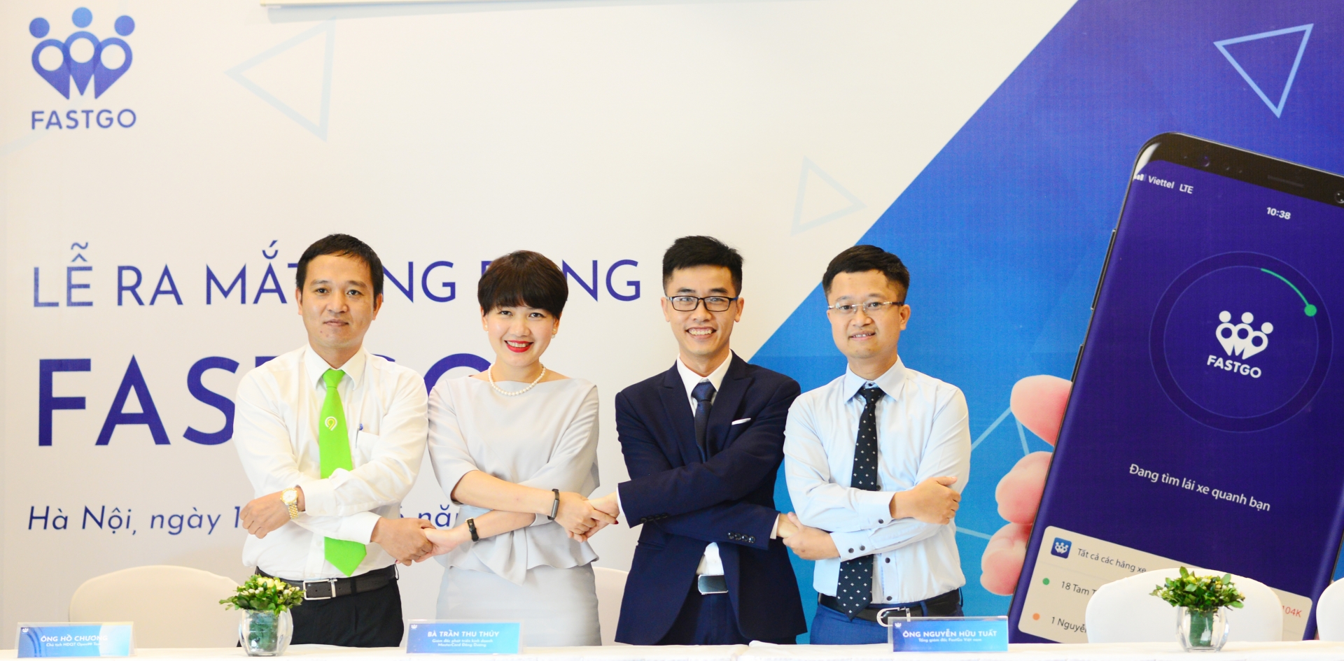 Vietnam’s first car-hailing app FastGo heads overseas