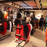 Li Ning Pakistan inside
