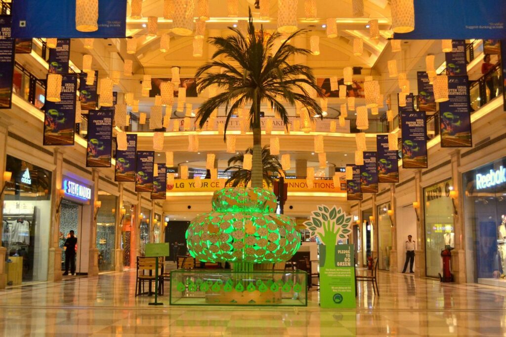 dlf emporio 1