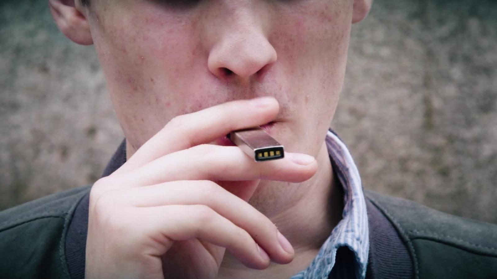 Vaping Maker Juul Sounds Out Asia for Expansion
