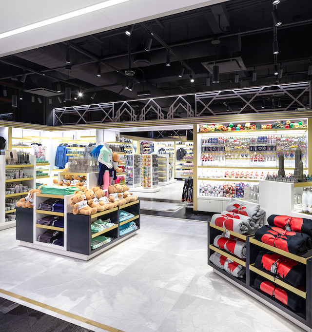 Empire State Building Store Merchandise 1