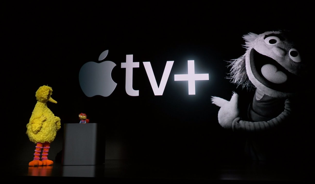 TV+, News+, Oprah+, Arcade, Apple is on a War trip