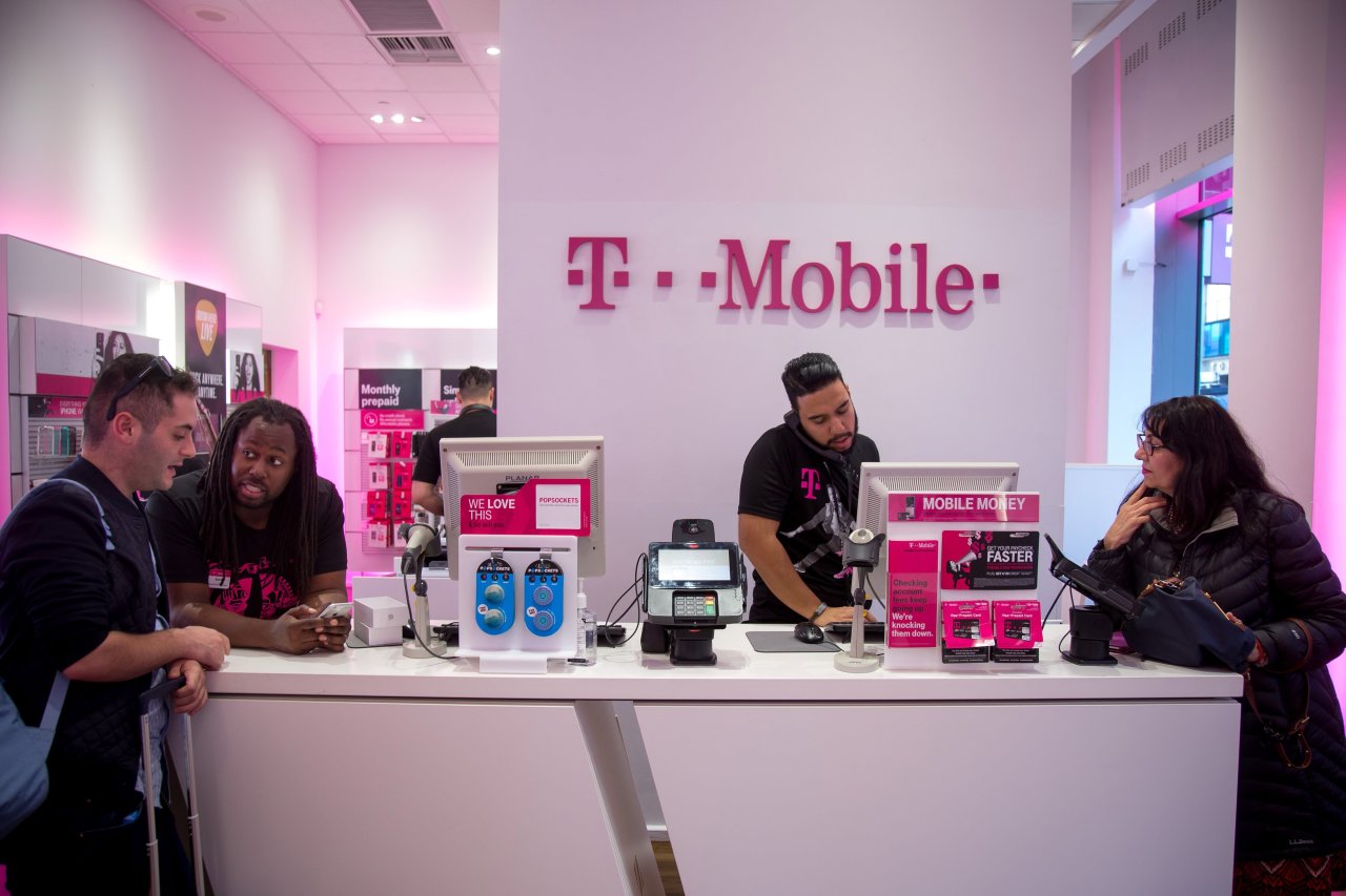 T-Mobile promises cheap 5G services