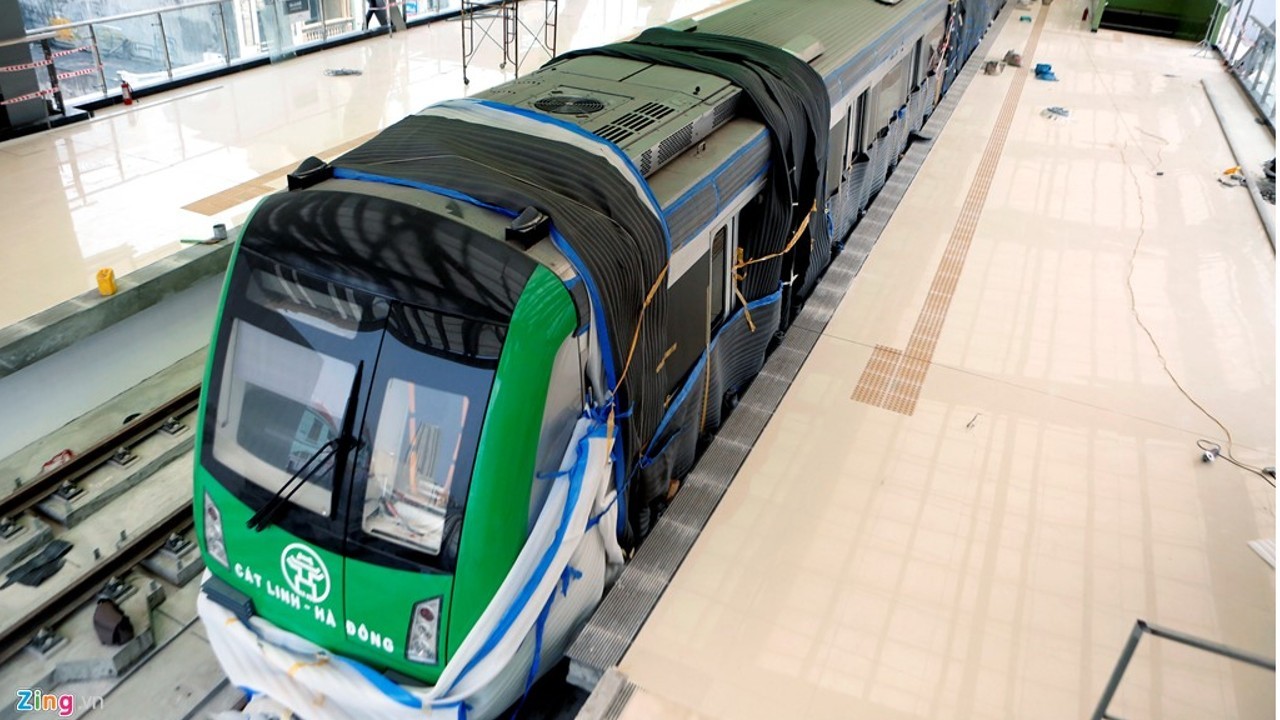 Hanoi plans to offer 15-day free travel on first metro line