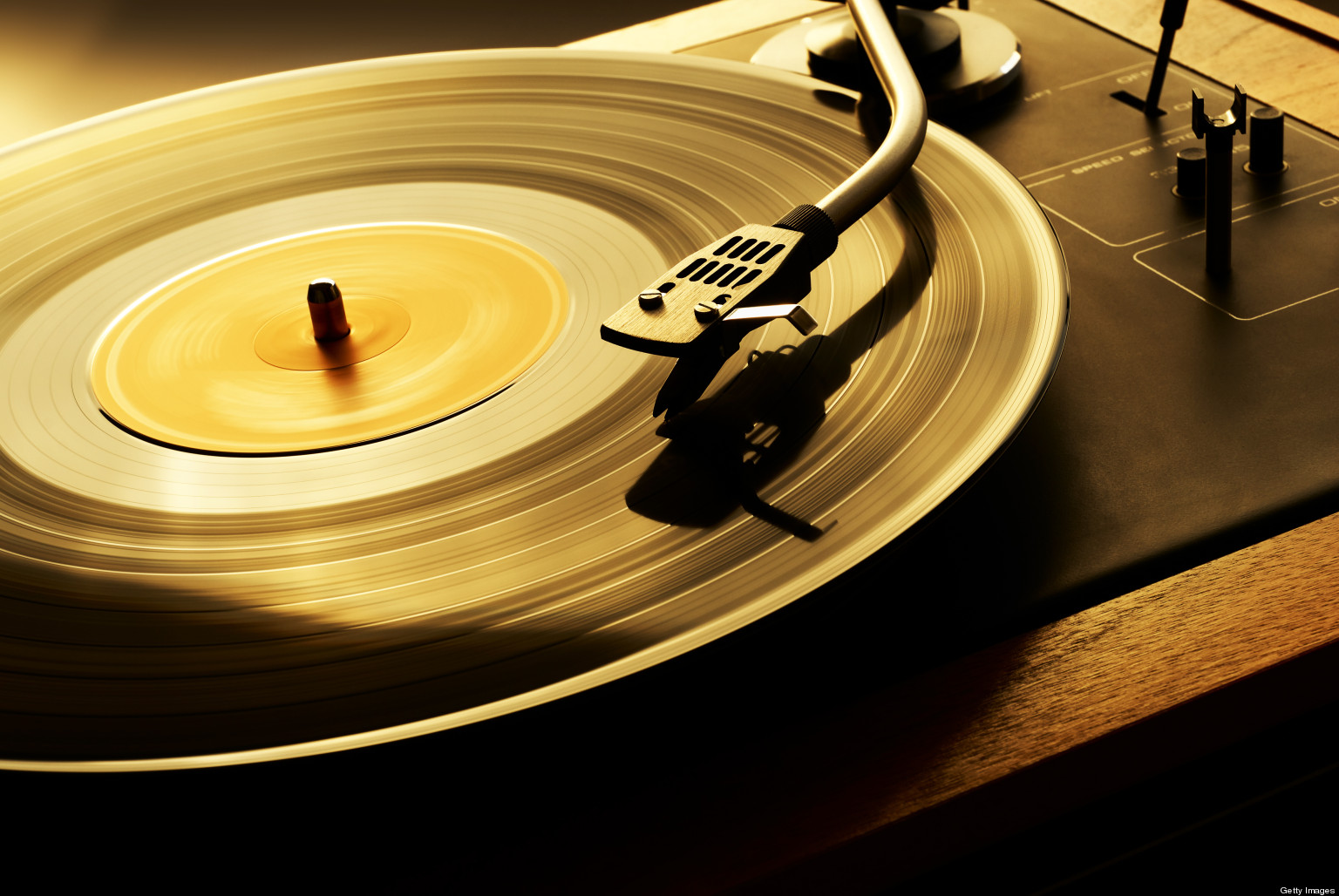Tower Records Tokyo chooses vinyl