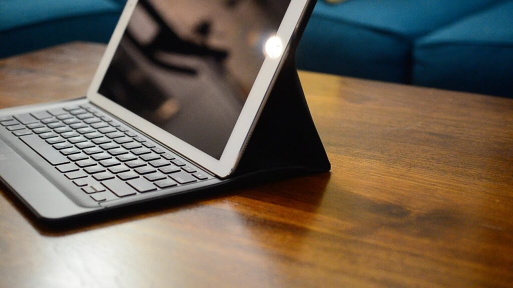 Logitech Smart Keyboard
