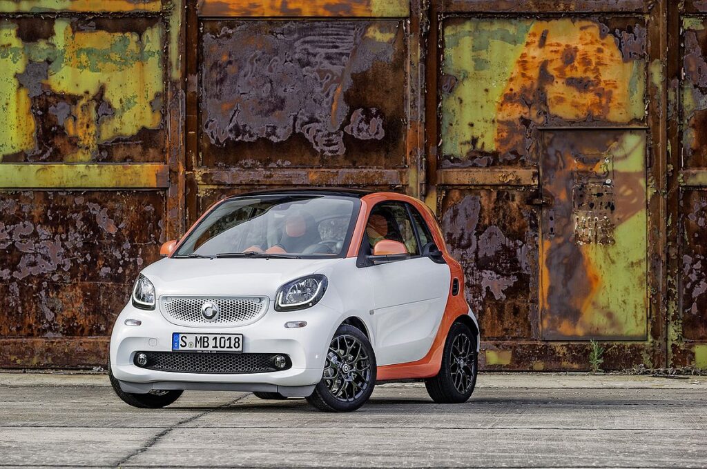 daimler mini car