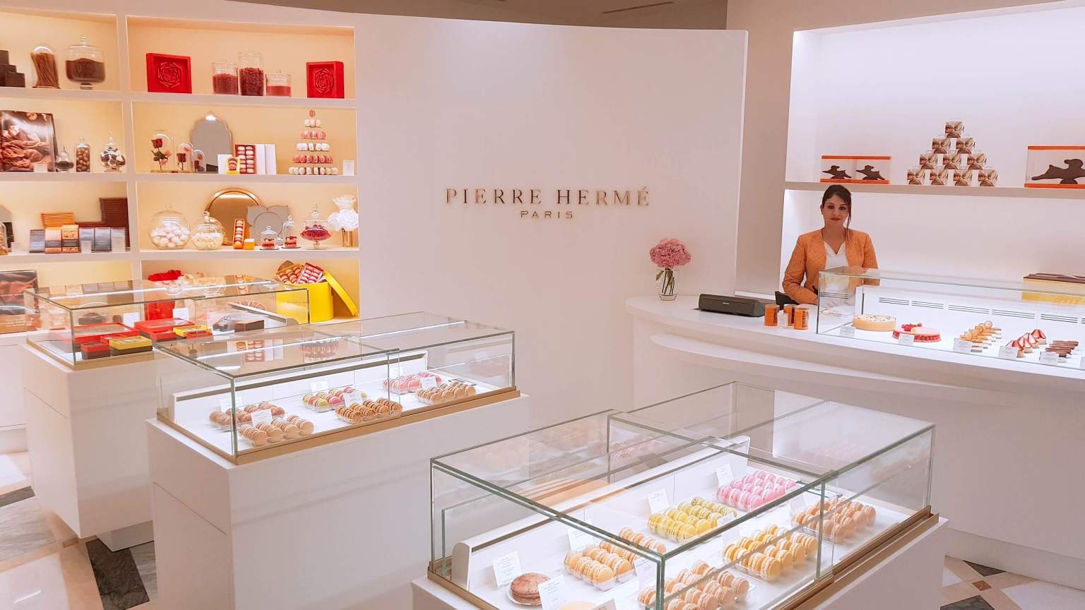 Pierre Herme opens its first Japanese store with Lagardere Travel Retail