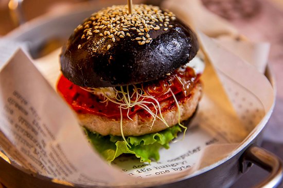 black mamba tuna burger