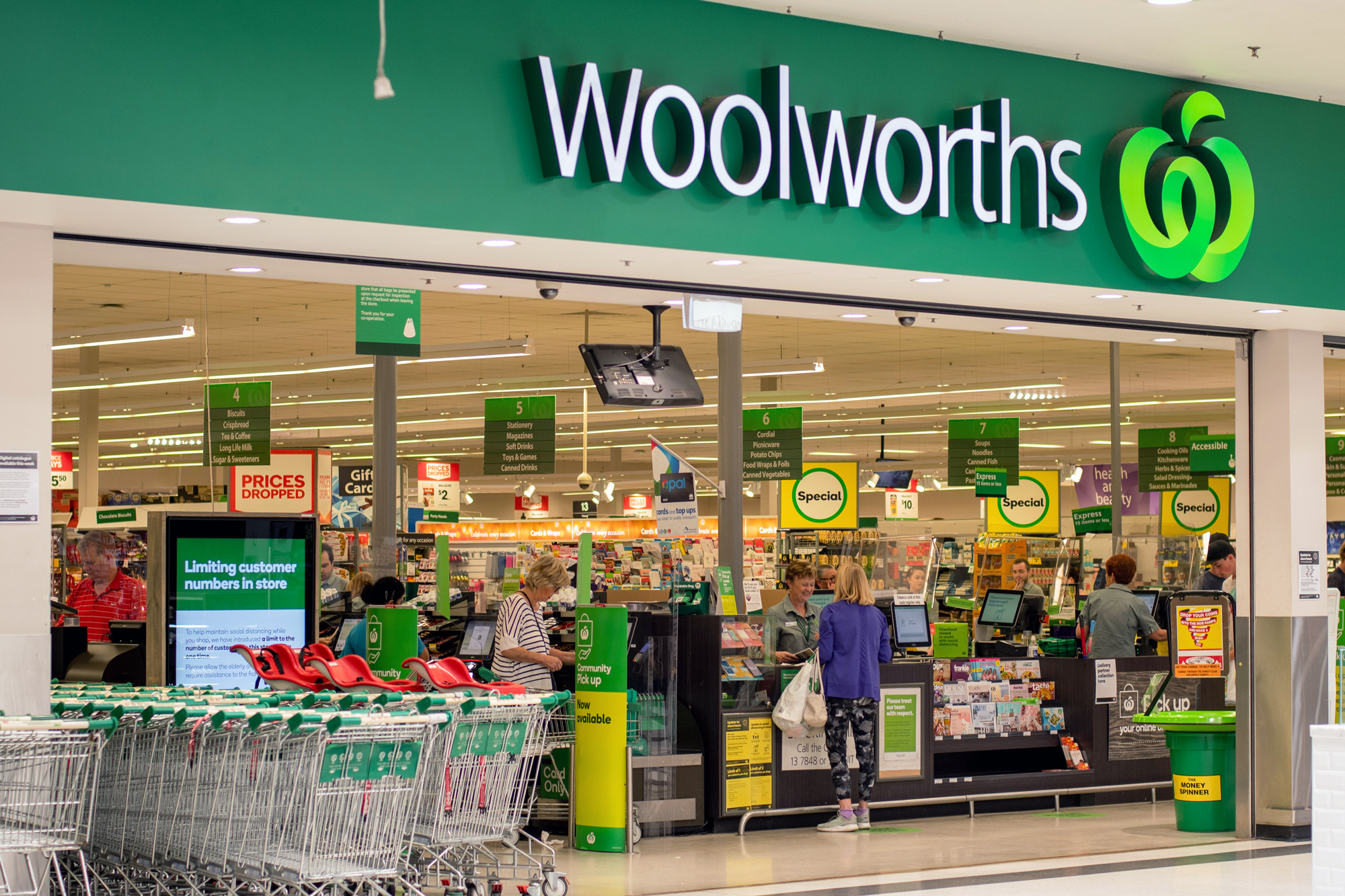 Woolworths launches compostable produce bags in SA
