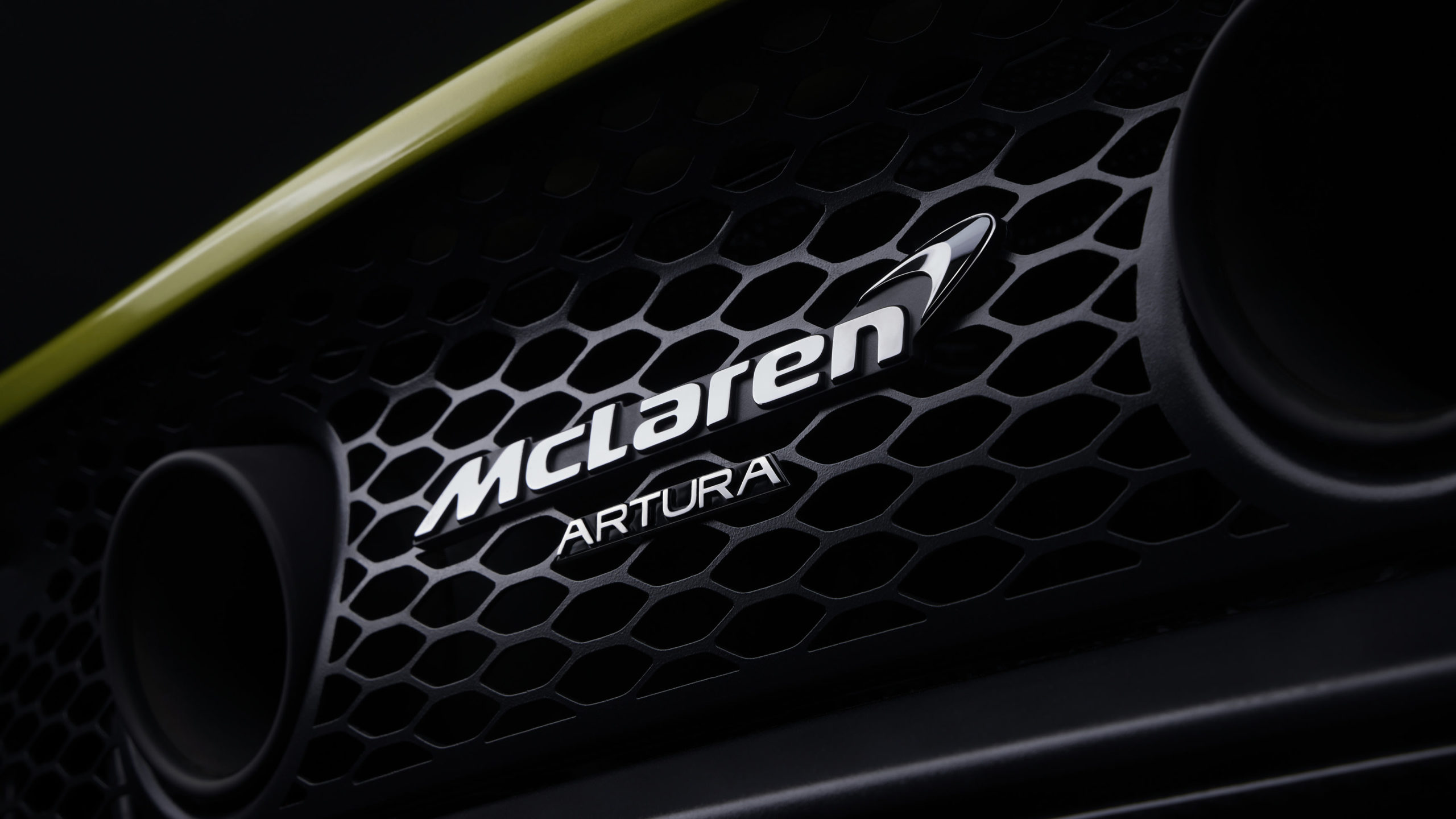 Automaker McLaren opens first showroom in Vietnam